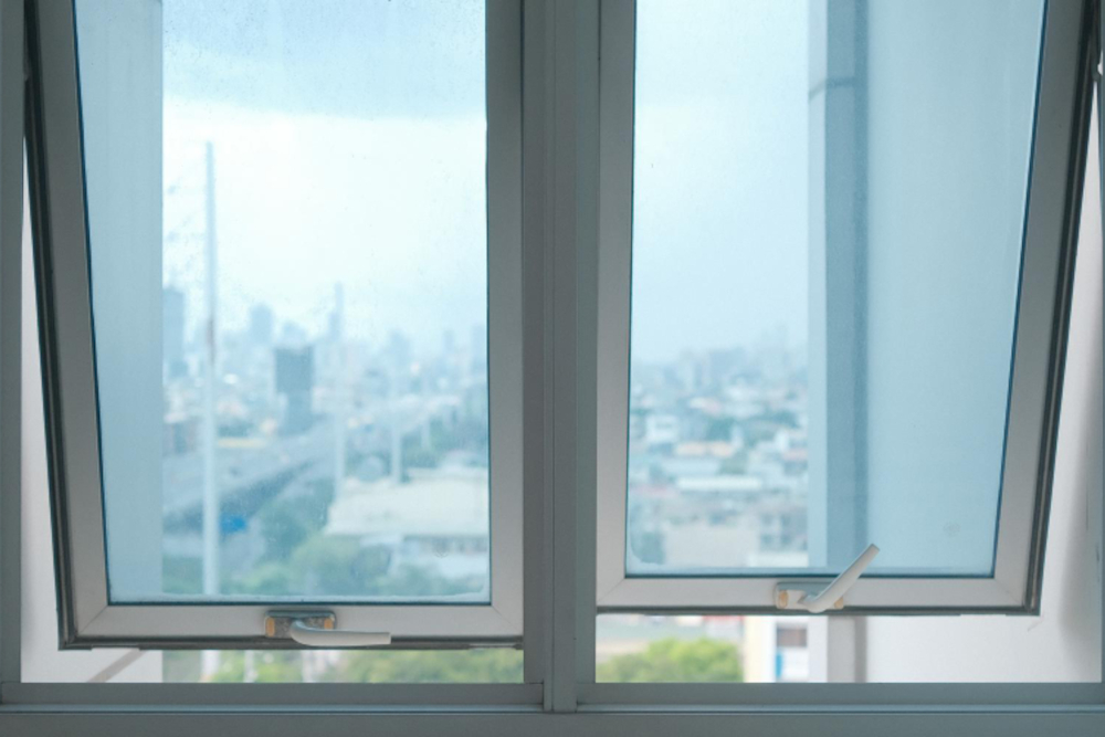 Chatsworth Awning Windows